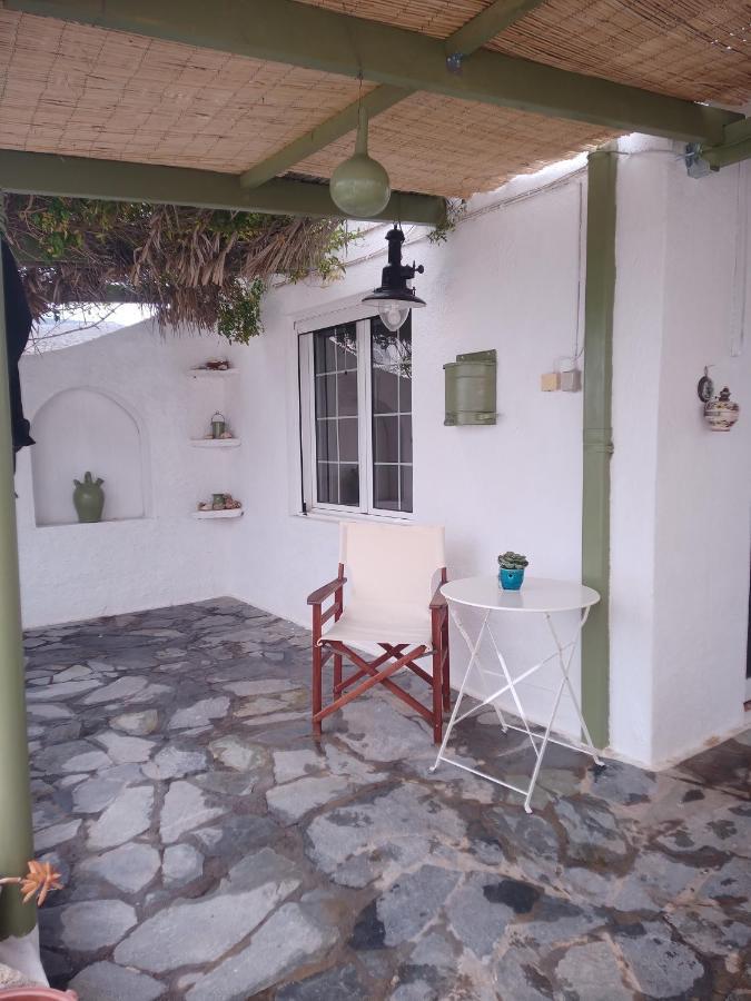 Cosy Studio In Allopronoia Sikinos Alopronia Экстерьер фото