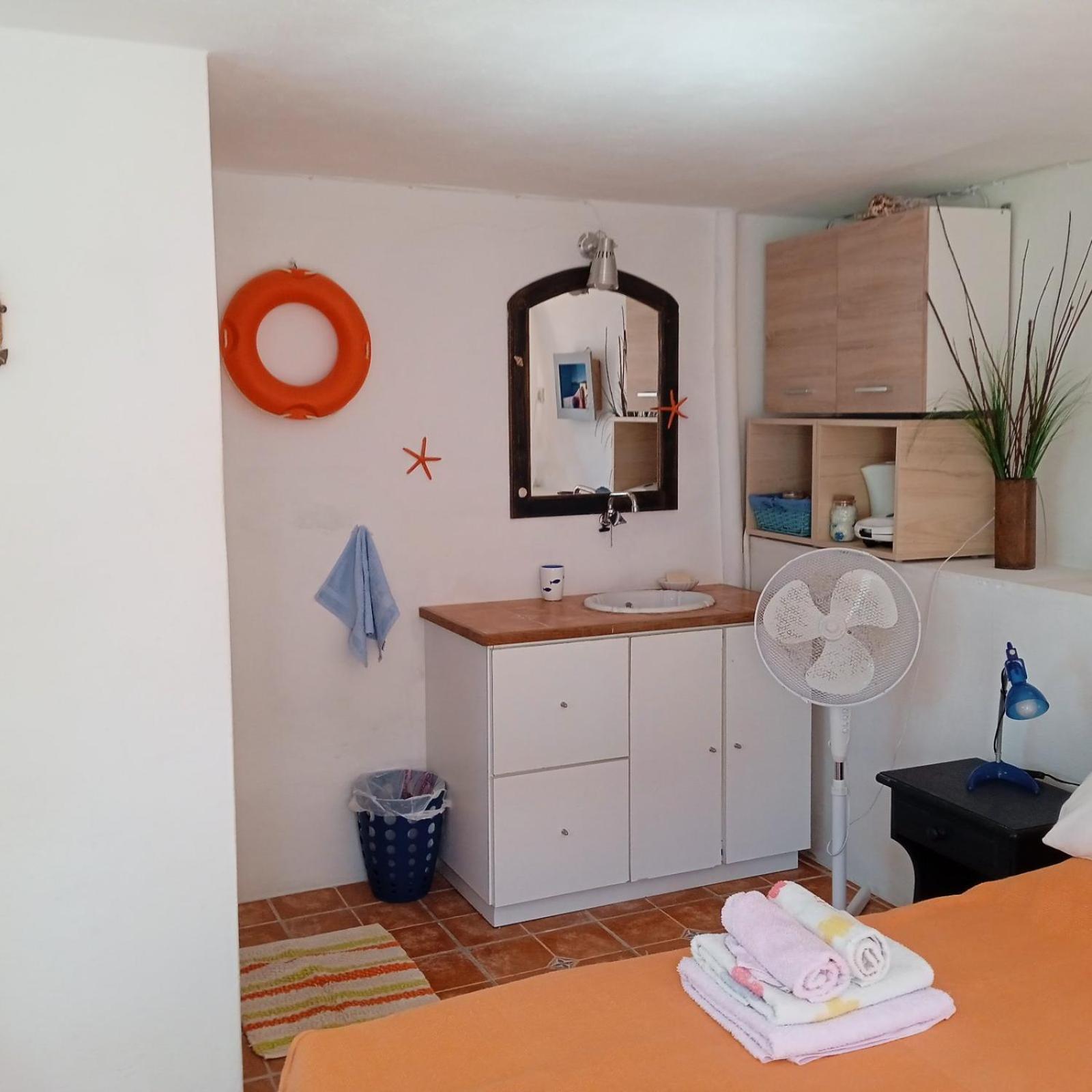 Cosy Studio In Allopronoia Sikinos Alopronia Экстерьер фото